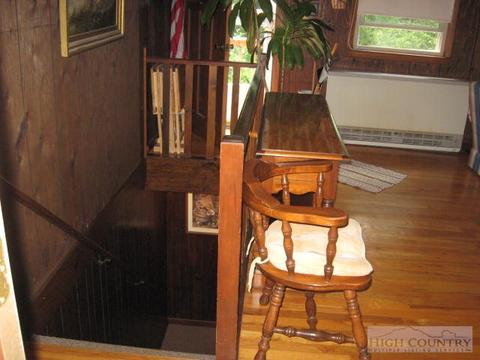 311 Memory Ln, Deep Gap, NC 28618 photo 3