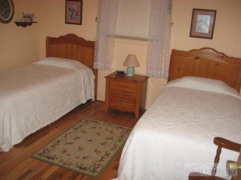 311 Memory Ln, Deep Gap, NC 28618 photo 22