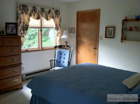 182 Forestridge Dr, Boone, NC 28607 photo 12