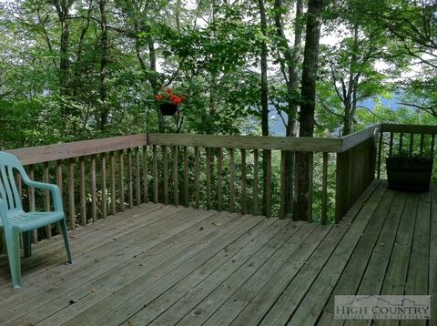 182 Forestridge Dr, Boone, NC 28607 photo 5
