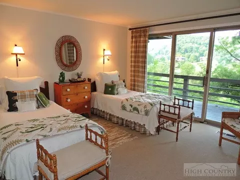 230 Buckeye, Boone, NC 28607 photo 12