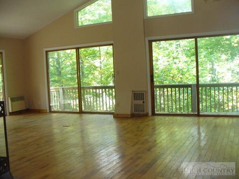182 Lloyd Bentley, Boone, NC 28607 photo 9