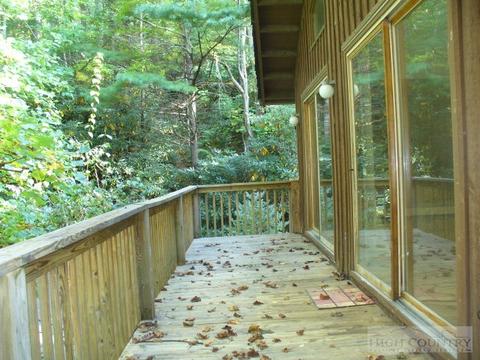 182 Lloyd Bentley, Boone, NC 28607 photo 7