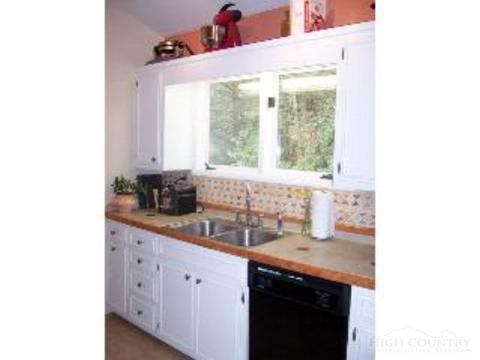 182 Lloyd Bentley, Boone, NC 28607 photo 18