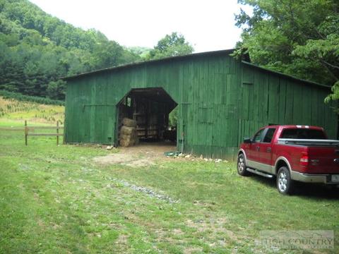 225 Joe Hampton Rd, Lansing, NC 28643 photo 10