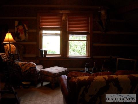 225 Joe Hampton Rd, Lansing, NC 28643 photo 4