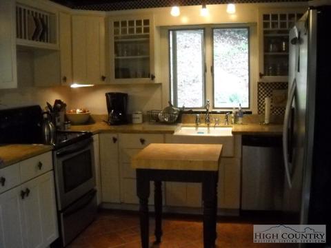225 Joe Hampton Rd, Lansing, NC 28643 photo 25