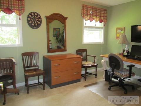 299 Doe Dr, Boone, NC 28607 photo 4