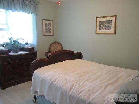 299 Doe Dr, Boone, NC 28607 photo 5