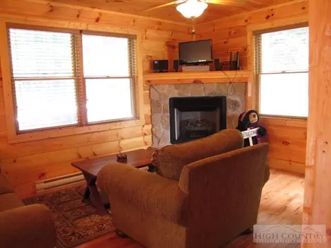 116 Cherrybrook Ln, Beech Mountain, NC 28604 photo 10