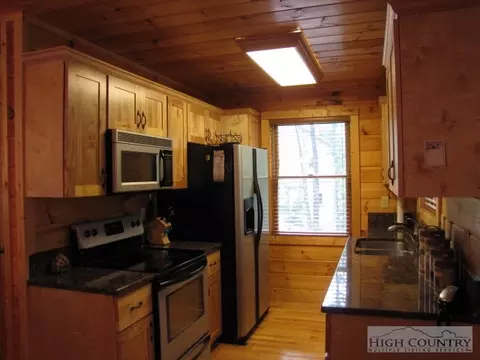 116 Cherrybrook Ln, Beech Mountain, NC 28604 photo 13