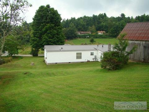 709 Pine Hill Rd, Boone, NC 28607 photo 4