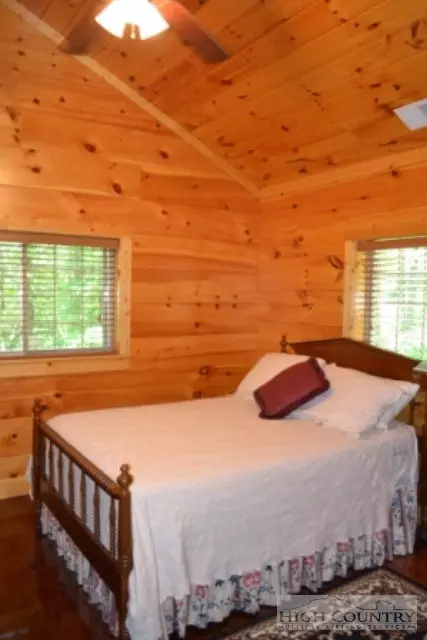 109 Ellies Trl, Deep Gap, NC 28618 photo 8
