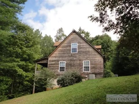 3449 Wildcat Rd, Deep Gap, NC 28618 photo 10