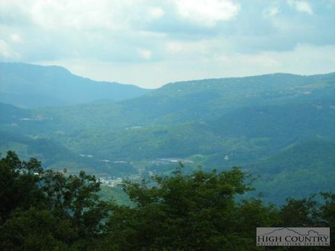 3441 Beech Mountain Pkwy, Beech Mountain, NC 28604 photo 3