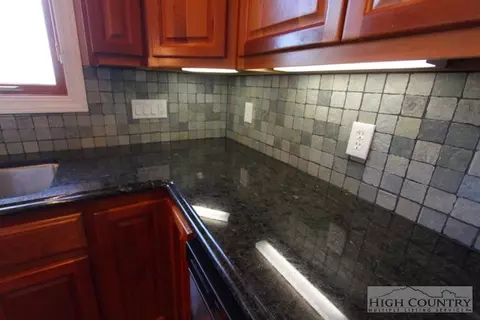 331 Greystone Dr, Boone, NC 28607 photo 10