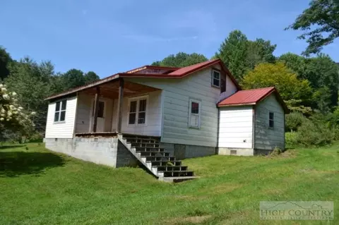 578 Boyd Harmon Rd, Vilas, NC 28692 photo 1