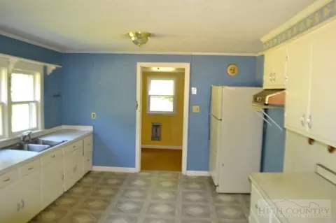 578 Boyd Harmon Rd, Vilas, NC 28692 photo 8