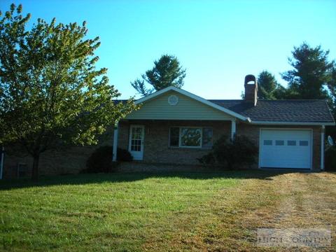 2824 Pine Run, Boone, NC 28607 photo 1