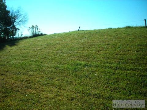 2824 Pine Run, Boone, NC 28607 photo 11