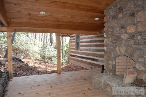 590 Stonebridge Ln, Todd, NC 28684 photo 2
