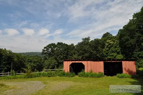 520 Hickory Knl, Deep Gap, NC 28618 photo 39