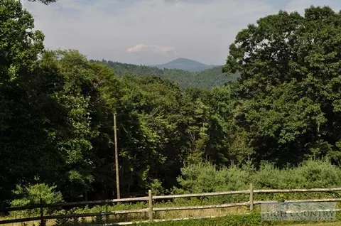 520 Hickory Knl, Deep Gap, NC 28618 photo 24