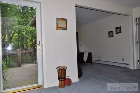520 Hickory Knl, Deep Gap, NC 28618 photo 17