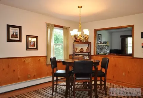 520 Hickory Knl, Deep Gap, NC 28618 photo 5