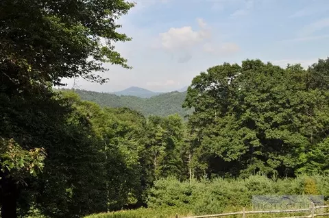 520 Hickory Knl, Deep Gap, NC 28618 photo 41