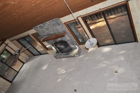 142 Sunny Ln, Deep Gap, NC 28618 photo 15