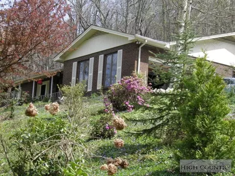642 Eagle Dr, Boone, NC 28607 photo 1
