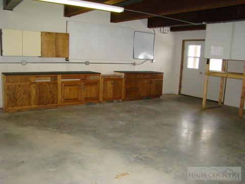 1093 Old Hampton Rd, Boone, NC 28607 photo 5