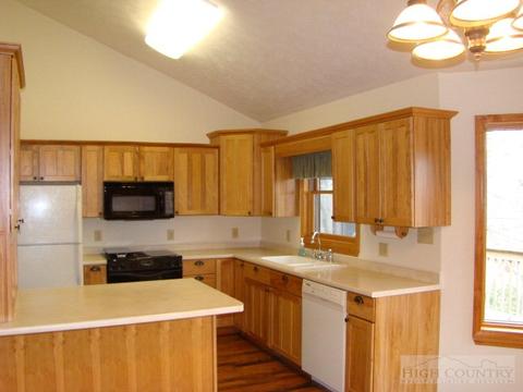 1093 Old Hampton Rd, Boone, NC 28607 photo 13