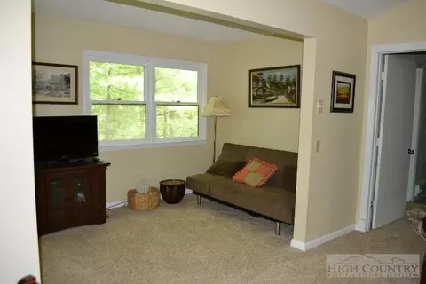 208 Saddle Ln, Deep Gap, NC 28618 photo 26