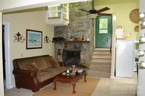 208 Saddle Ln, Deep Gap, NC 28618 photo 22
