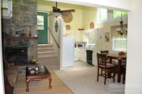 208 Saddle Ln, Deep Gap, NC 28618 photo 23