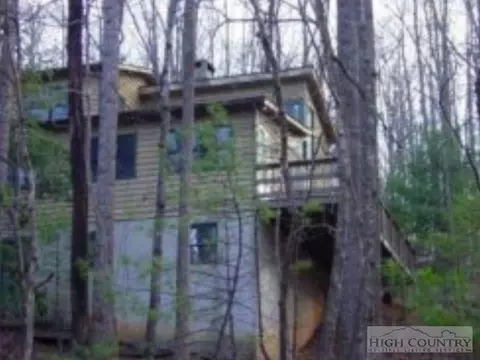 208 Saddle Ln, Deep Gap, NC 28618 photo 13