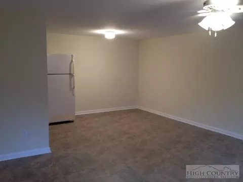 162 Jacks Rd, Vilas, NC 28692 photo 4