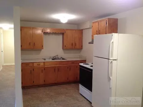 162 Jacks Rd, Vilas, NC 28692 photo 5