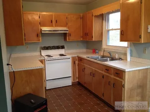 162 Jacks Rd, Vilas, NC 28692 photo 13