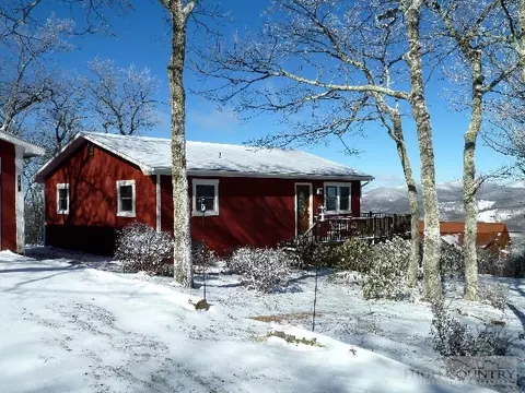 110 Eagle Roost Rd, Boone, NC 28607 photo 3
