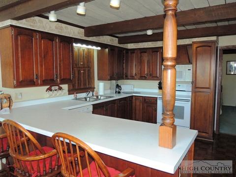 874 Hickory, Boone, NC 28607 photo 5