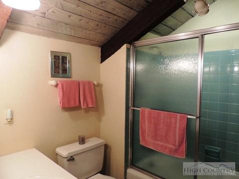 874 Hickory, Boone, NC 28607 photo 18