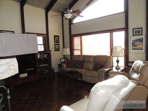 874 Hickory, Boone, NC 28607 photo 10