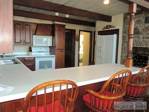 874 Hickory, Boone, NC 28607 photo 6