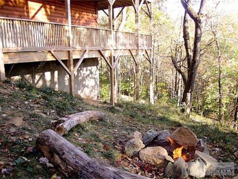 1015 Devils Lake Dr, Seven Devils, NC 28604 photo 8