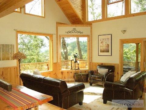 1015 Devils Lake Dr, Seven Devils, NC 28604 photo 13