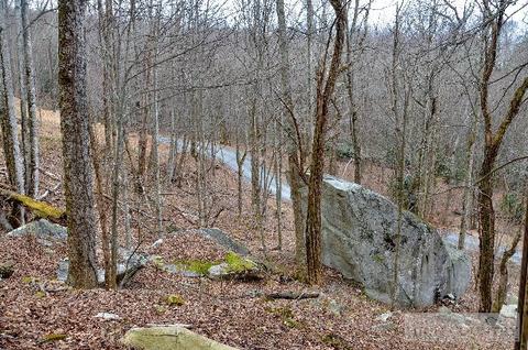 1015 Devils Lake Dr, Seven Devils, NC 28604 photo 9