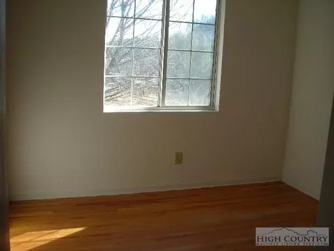 3655 Wildcat Rd, Deep Gap, NC 28618 photo 6